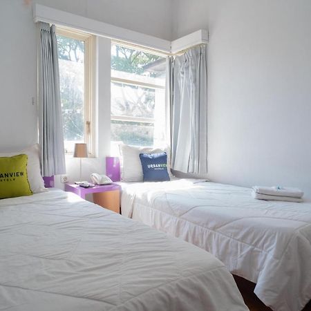 Urbanview Hotel Fiffa Kauman Malang Exterior photo