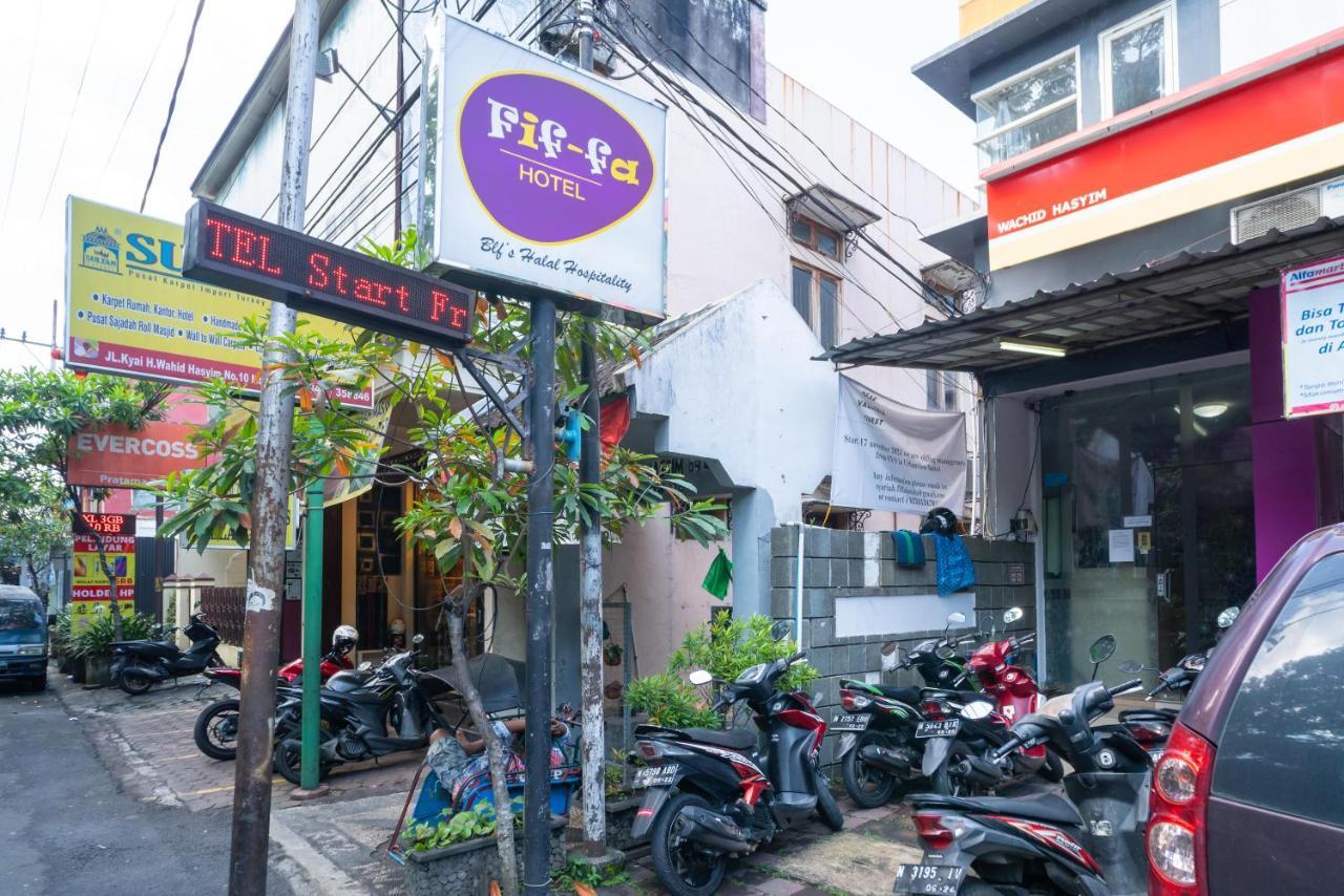 Urbanview Hotel Fiffa Kauman Malang Exterior photo